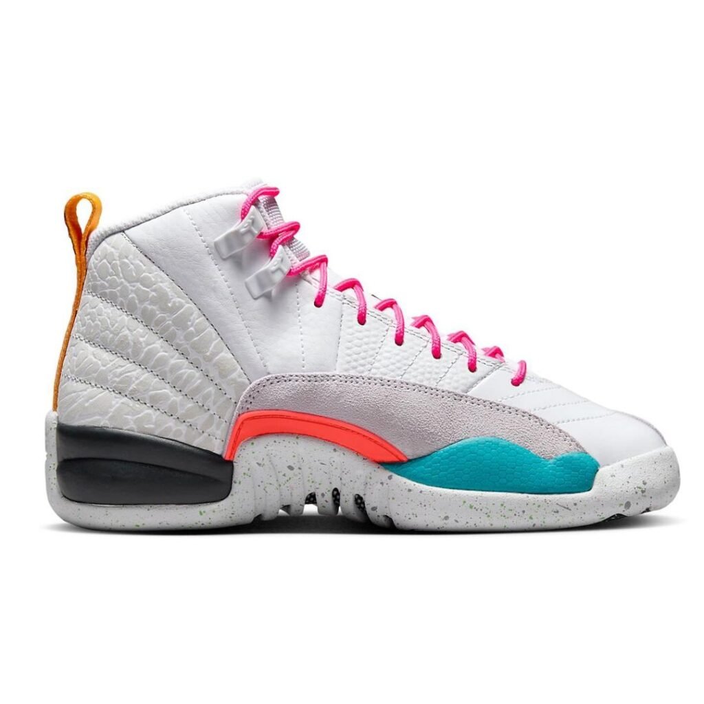 Air Jordan 12 "White/Vapor Green"