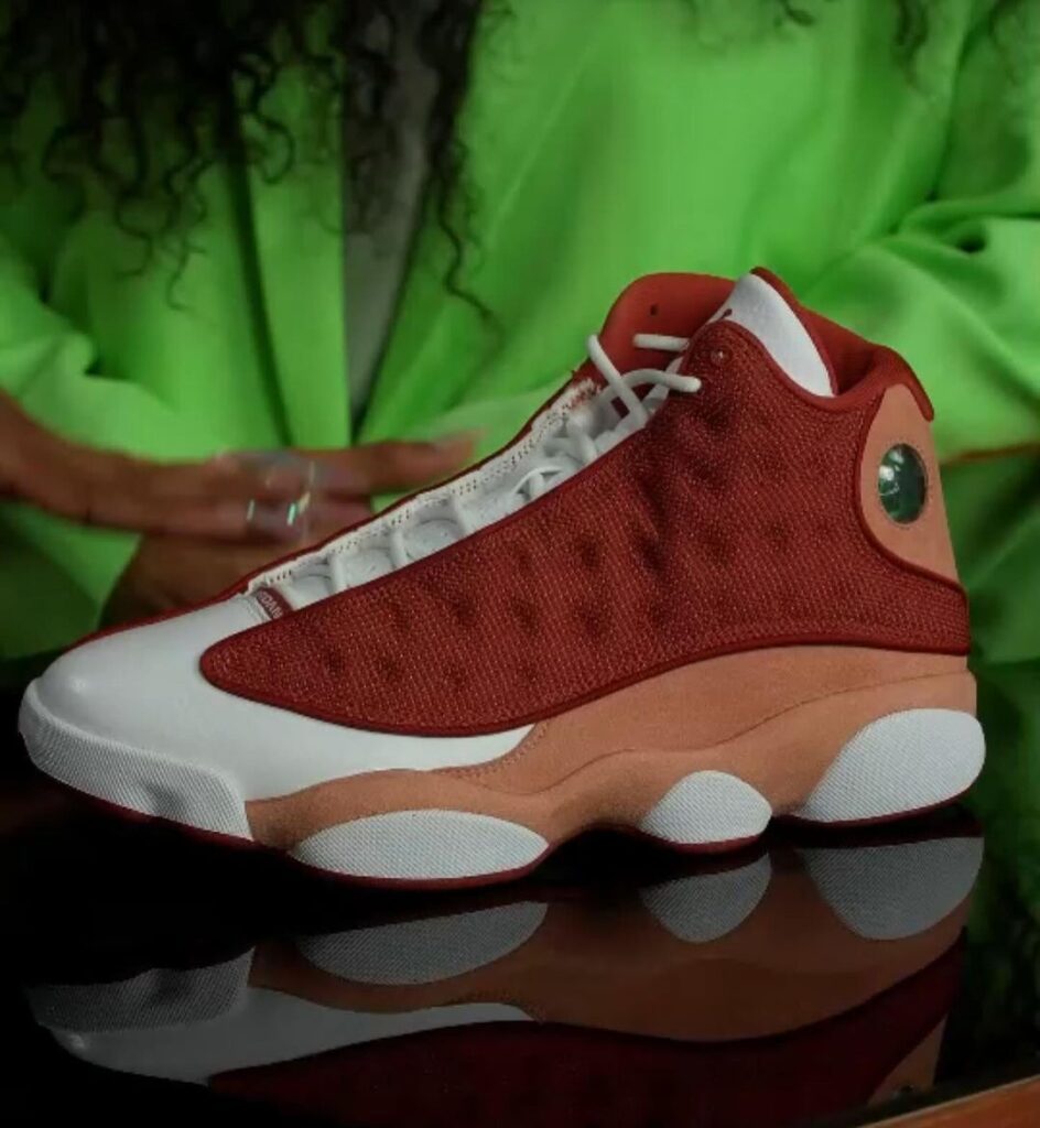 Nike Air Jordan 13 "Dune Red"