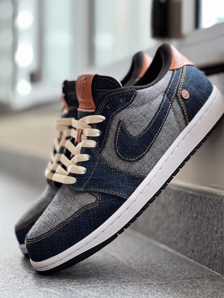 Air Jordan 1 Low "Monotaro Denim" Sneakers 