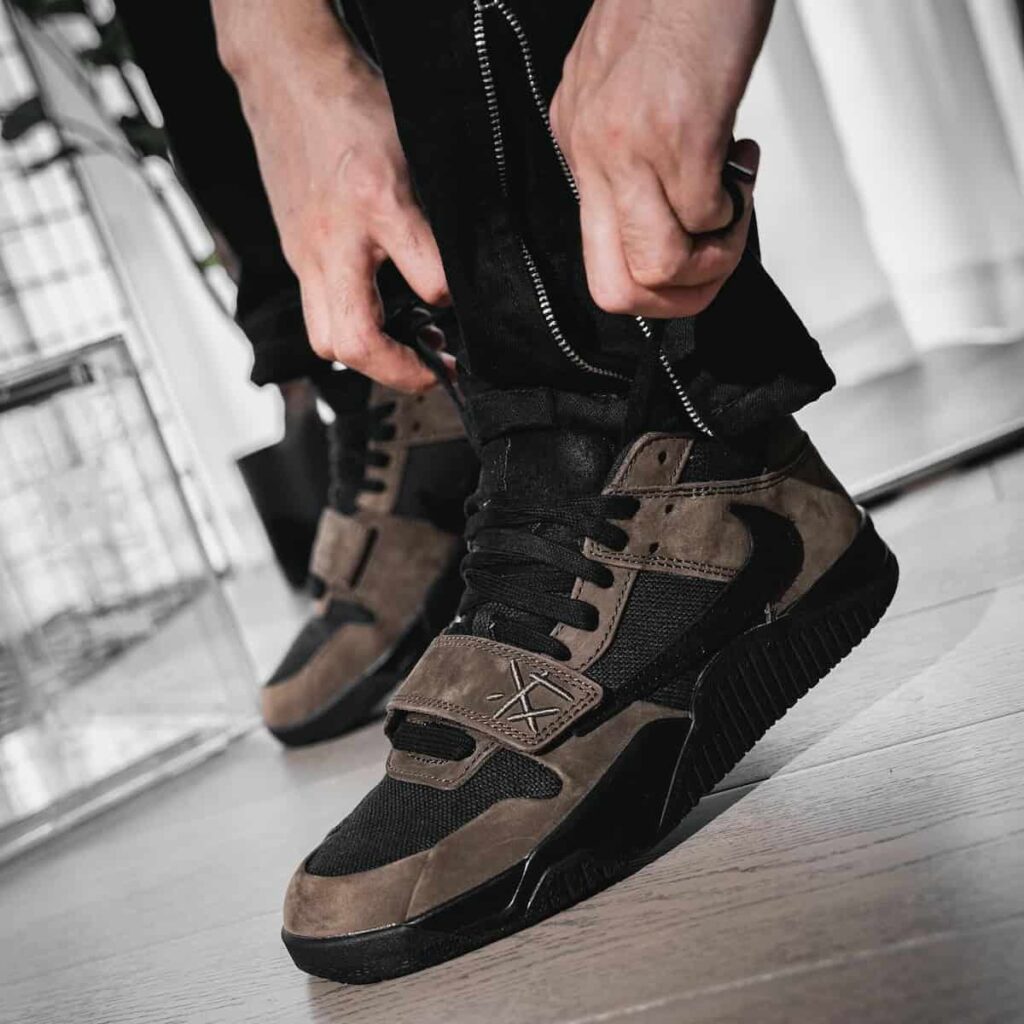 Travis Scott x Jordan Jumpman Jack "Dark Mocha" 