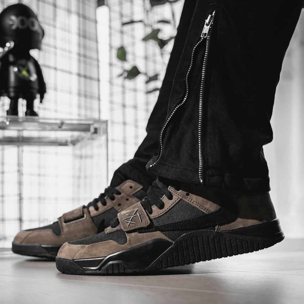 Travis Scott x Jordan Jumpman Jack "Dark Mocha" 