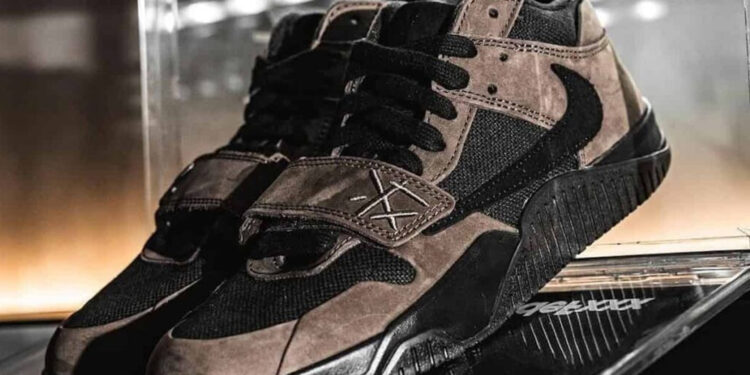 Travis Scott x Jordan Jumpman Jack "Dark Mocha" 2024 FZ8117-201