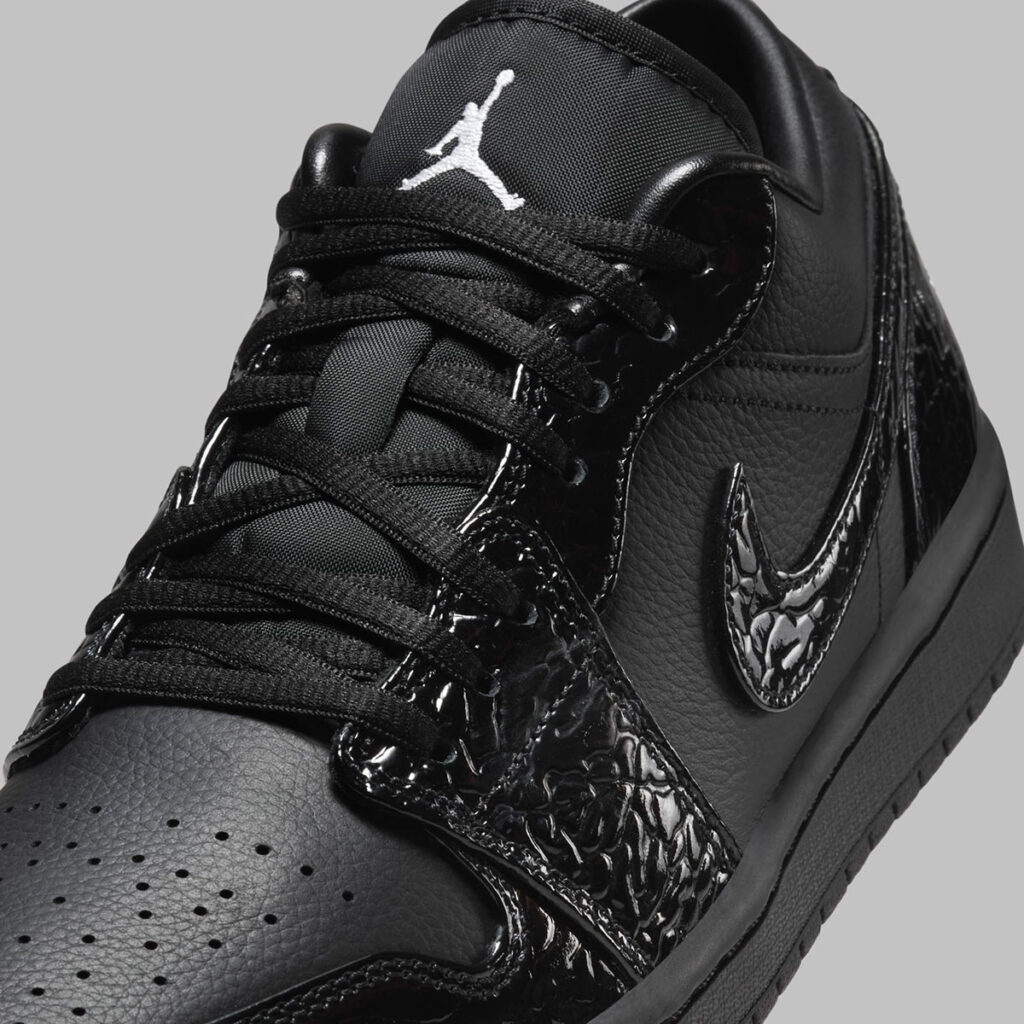 Air Jordan 1 Low "Black Croc" 