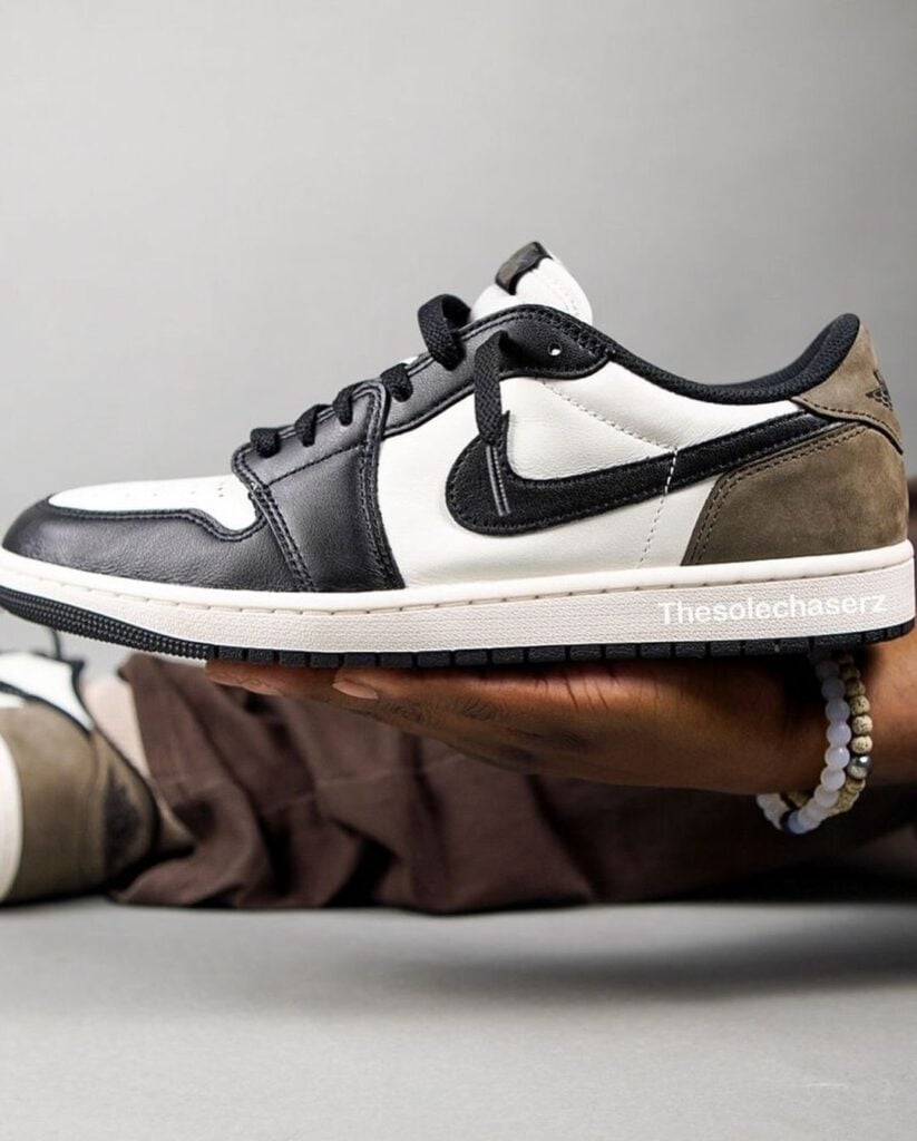 Air Jordan 1 Low OG “Mocha”