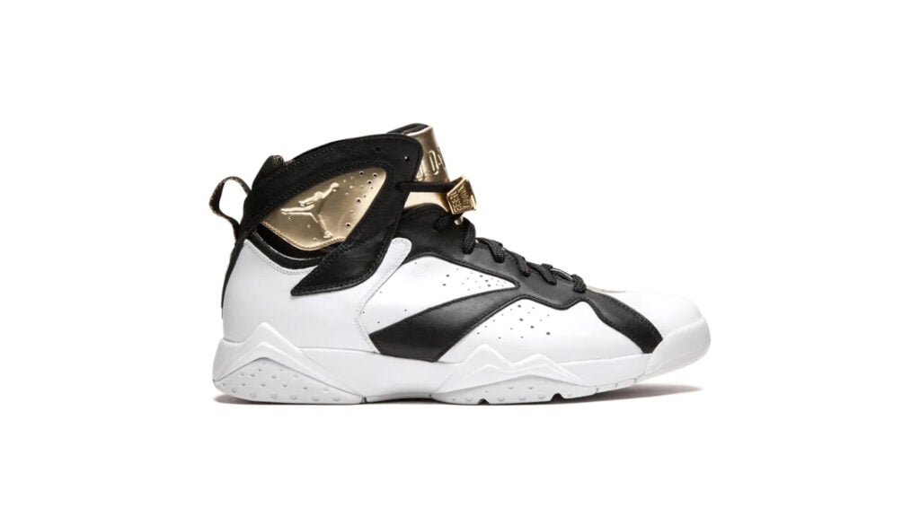 All white retro 7 best sale