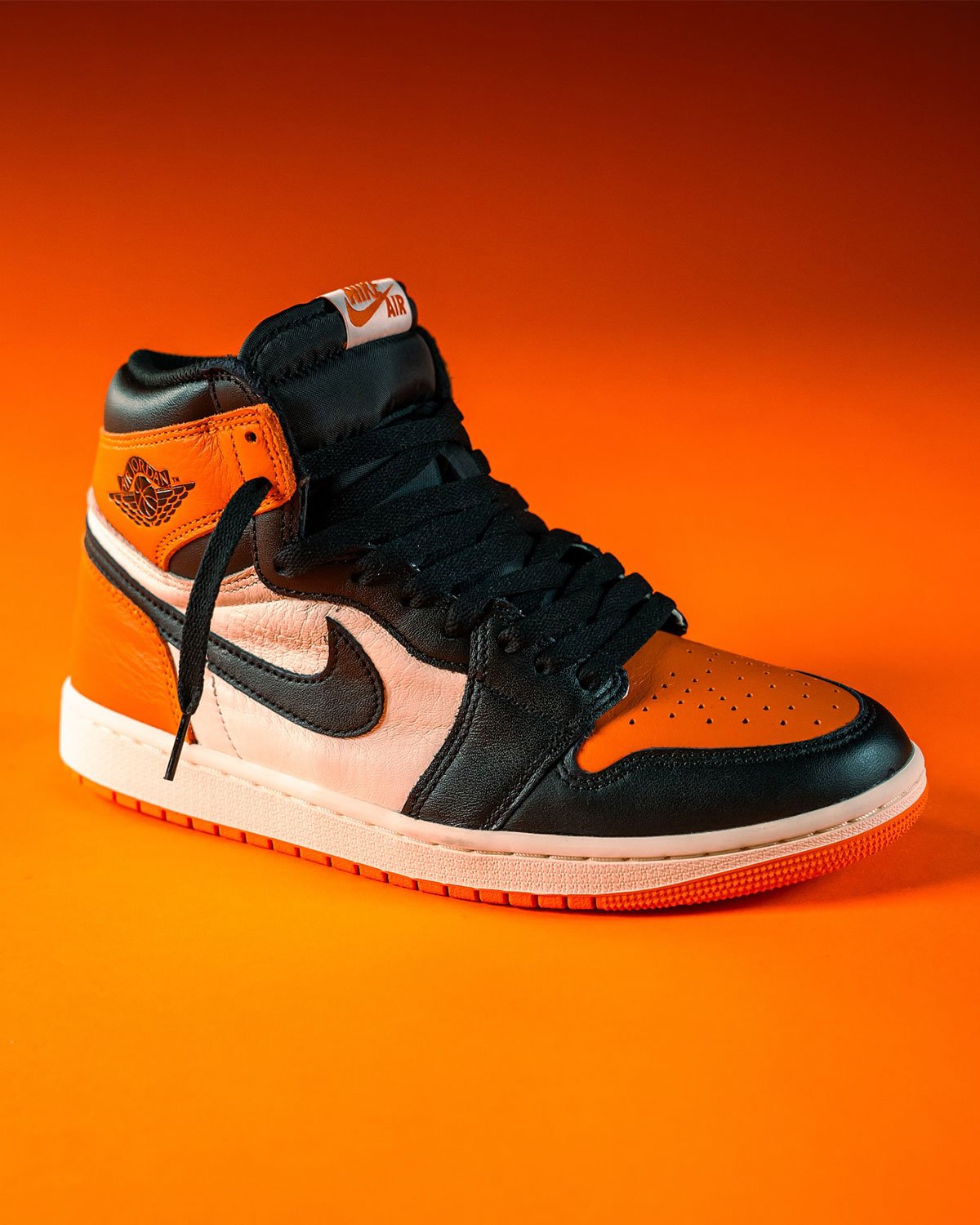 Air Jordan 1 High OG "Shattered Backboard"