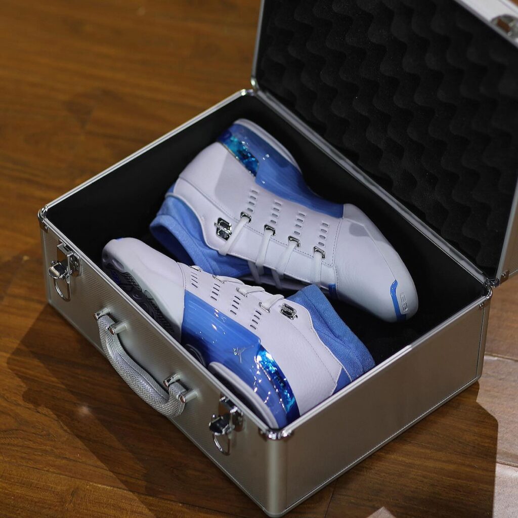 Air Jordan 17 Low “UNC”