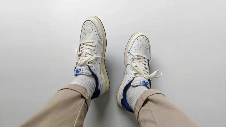 Fragment-Design-x-Travis-Scott-x-Air-Jordan-1-Low-SP