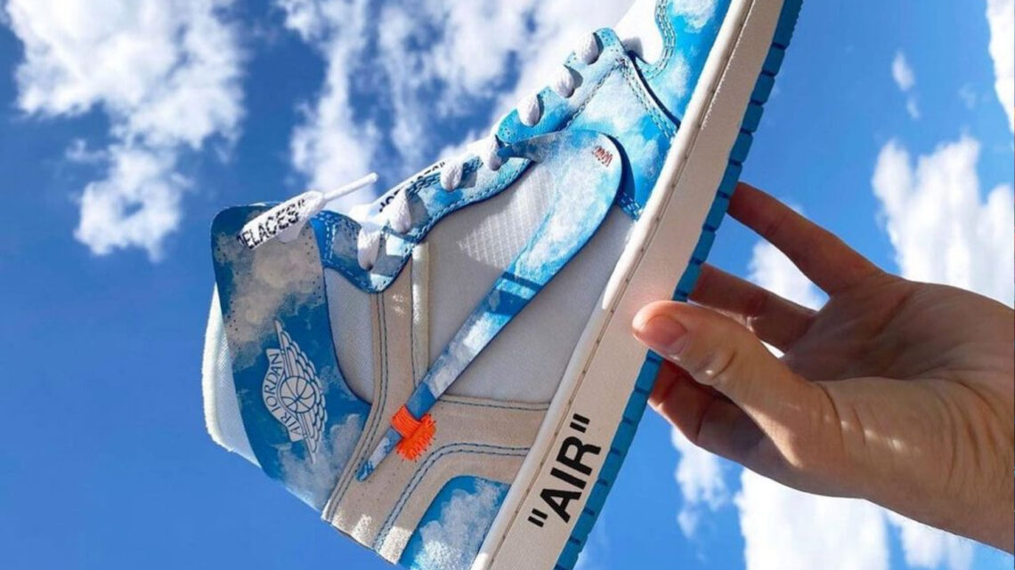 Off-White x Air Jordan 1 "Cloudy Sky"