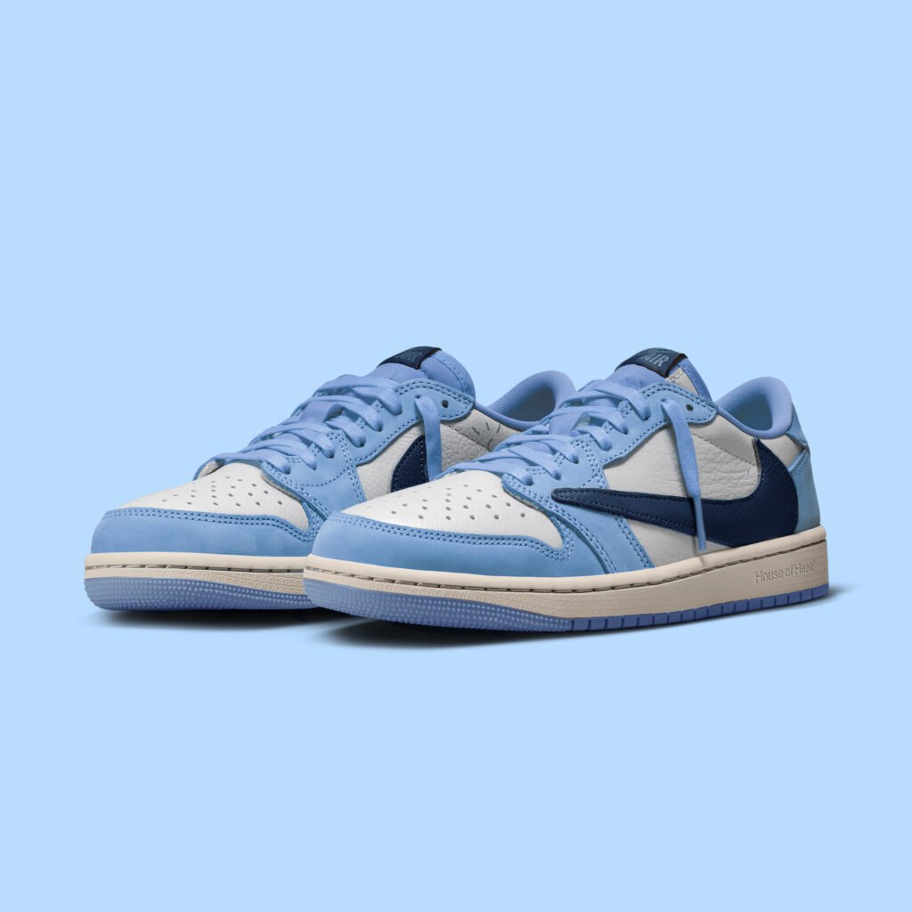 Travis Scott x Air Jordan 1 Low "UNC"