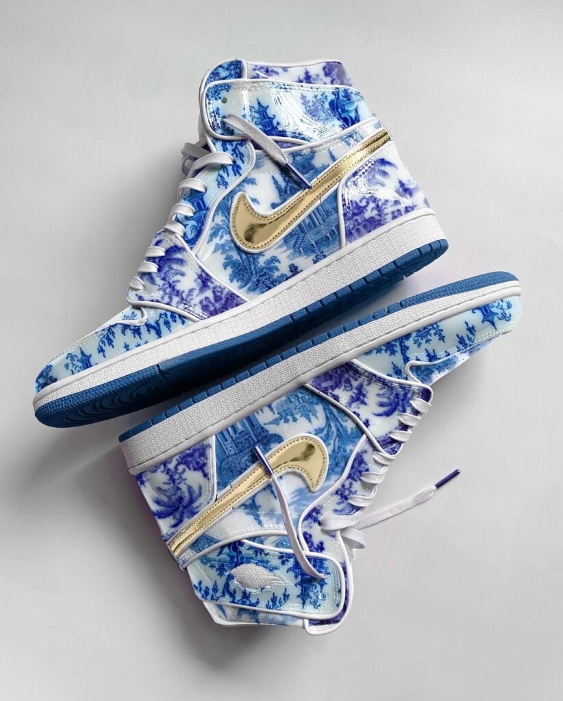 
"Chinese Blue Porcelain" Air Jordan 1 High