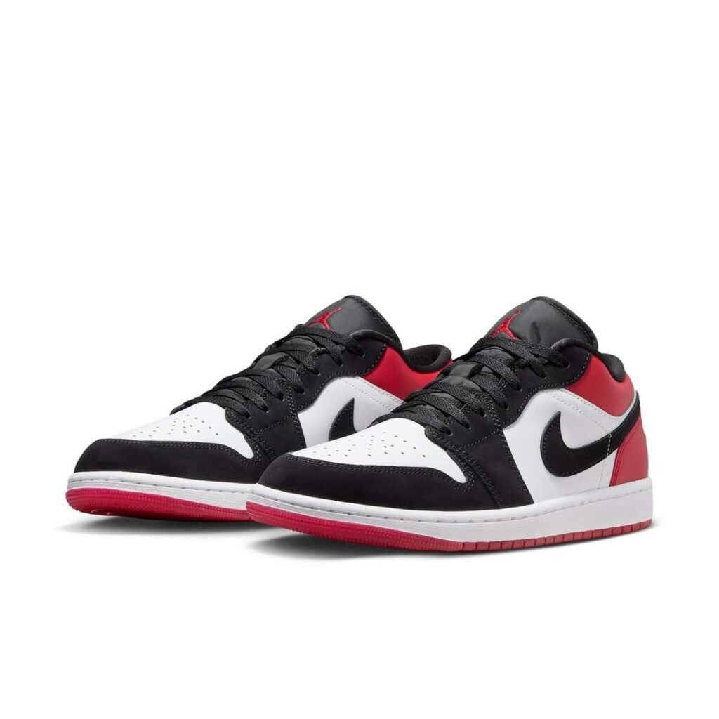 Air Jordan 1 Low "Black Toe"