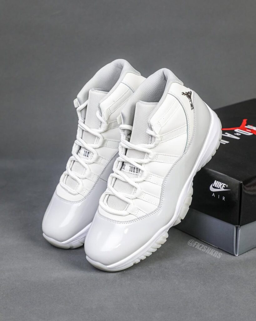 Air Jordan 11 "Grand Finale"
