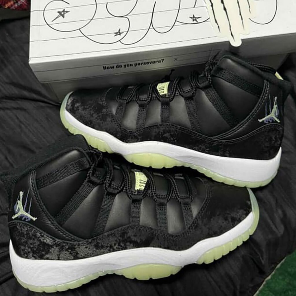 Jordan 11 “Sneaker School”