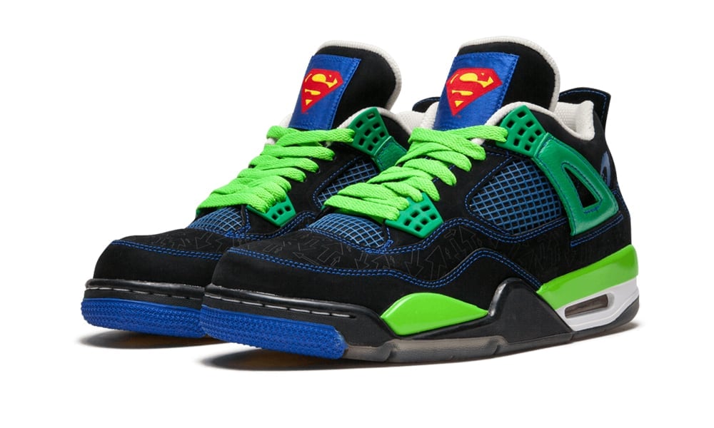 Undefeated x Air Jordan 4