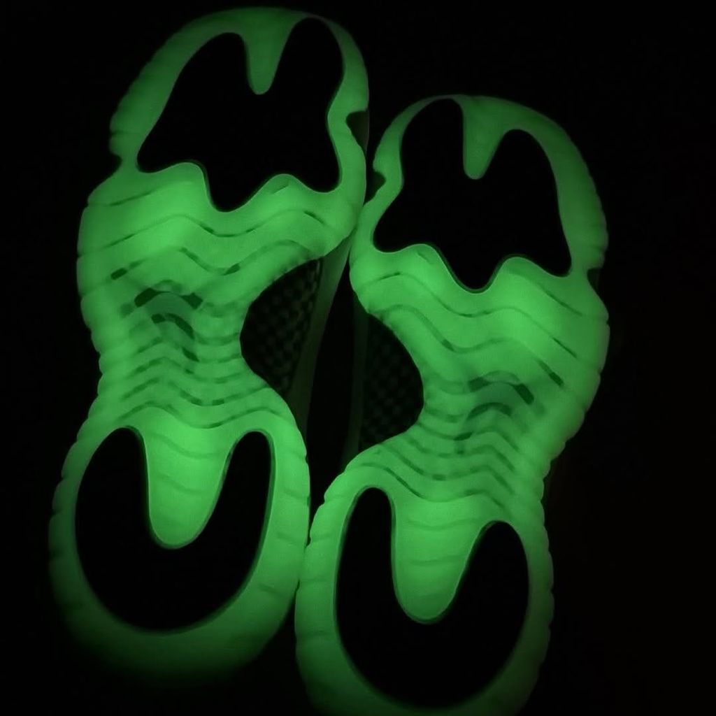 Jordan 11 “Sneaker School”