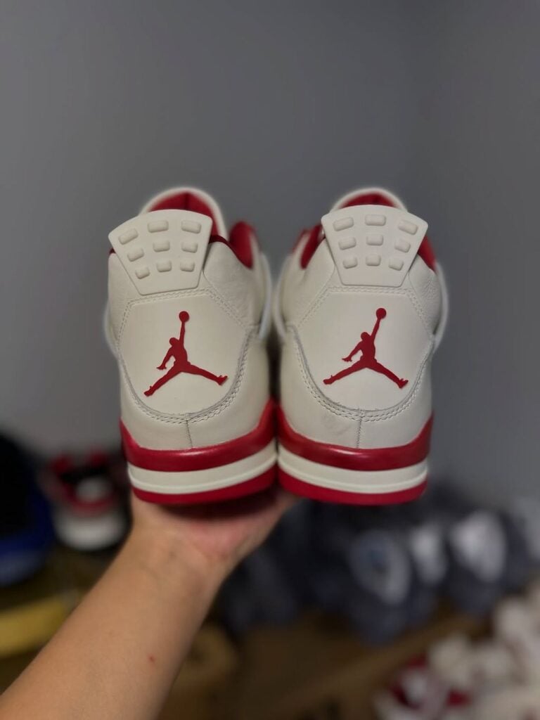 Air Jordan 4 "Sierra Red"