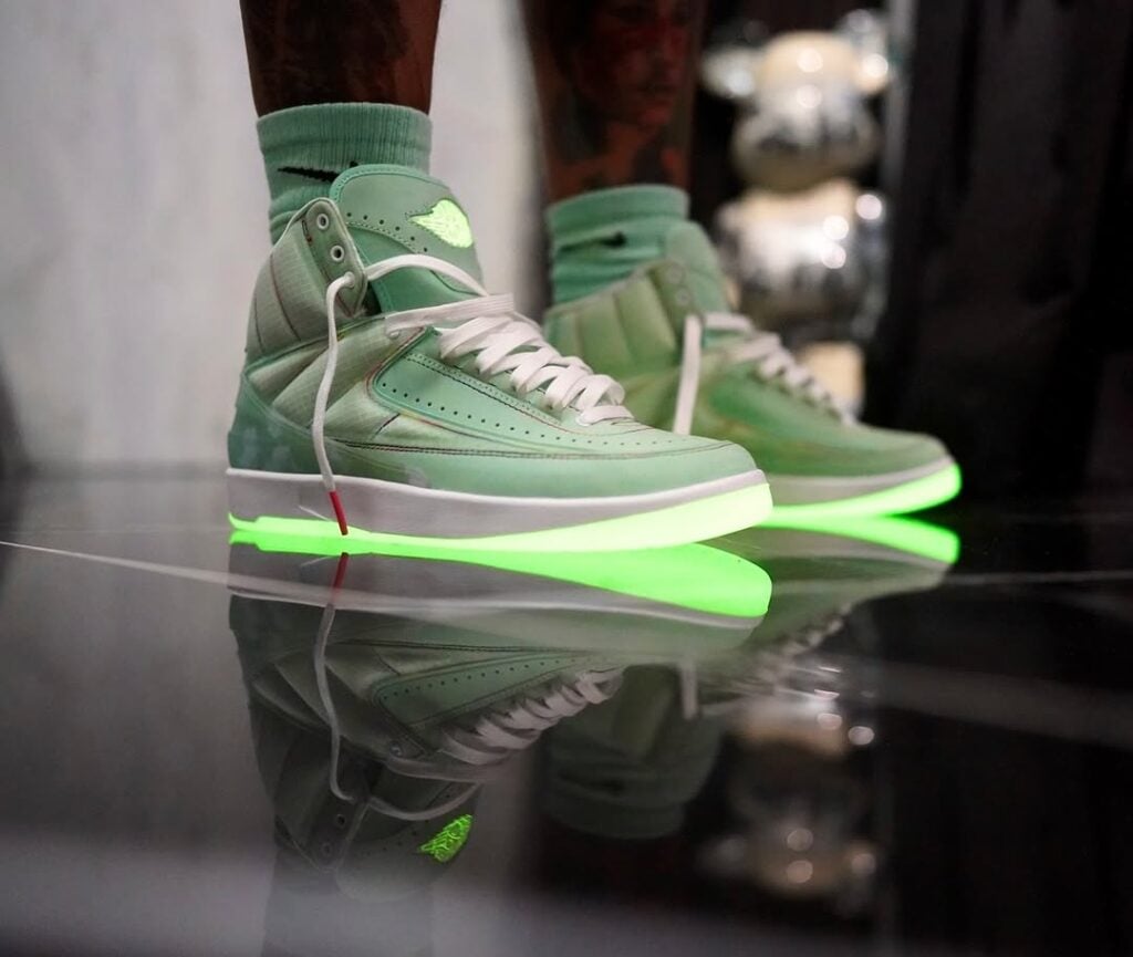 J Balvin x Jordan 2