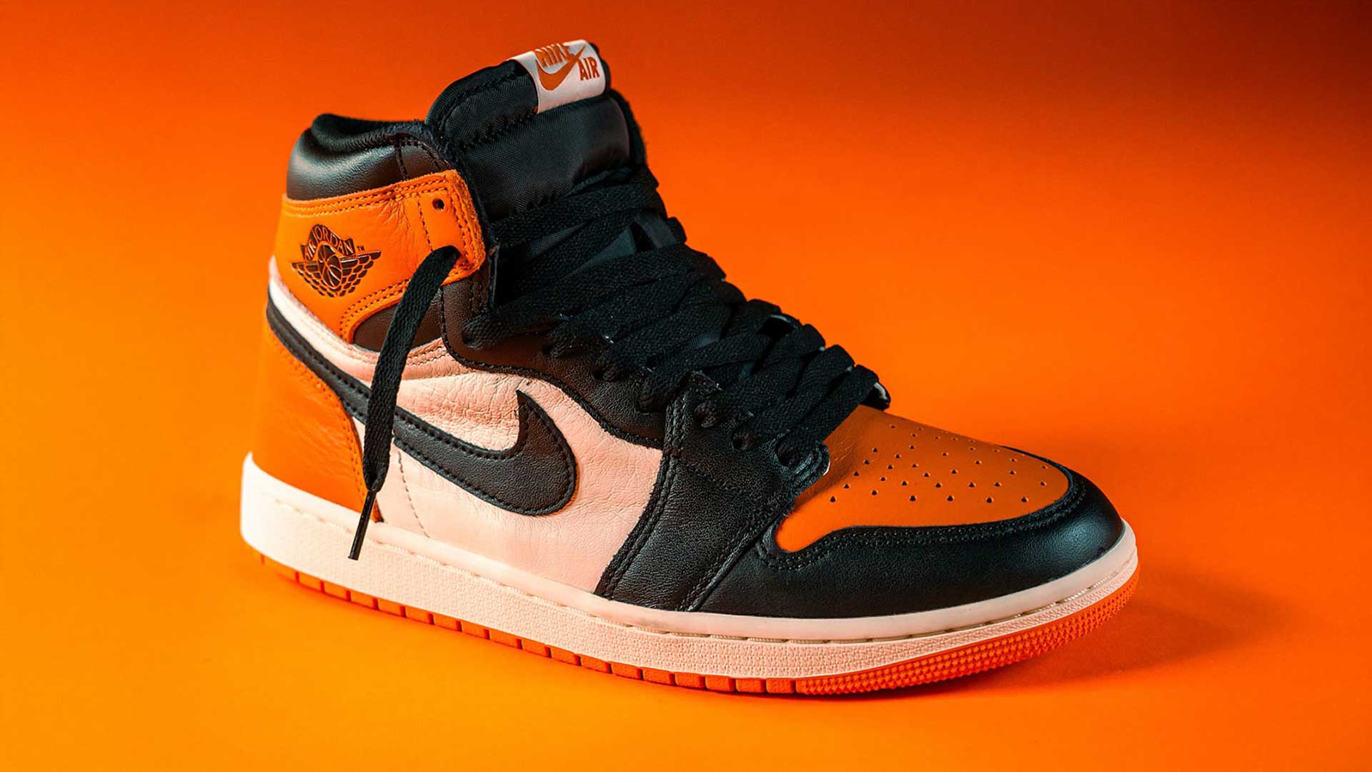 Air Jordan 1 High OG "Shattered Backboard"