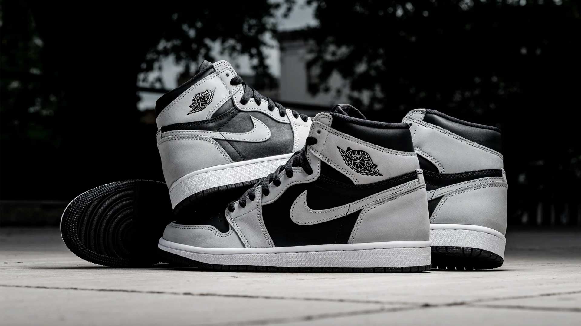 Air Jordan 1 High "Shadow"