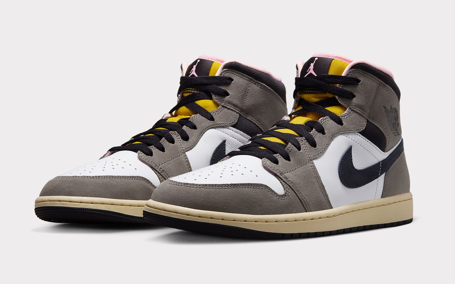 Air Jordan 1 Mid