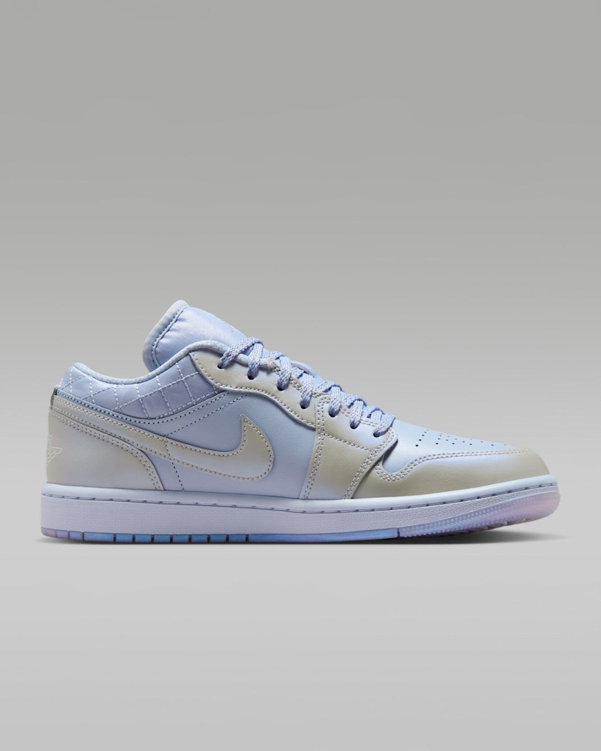 Jordan 1 Low "Ghost"