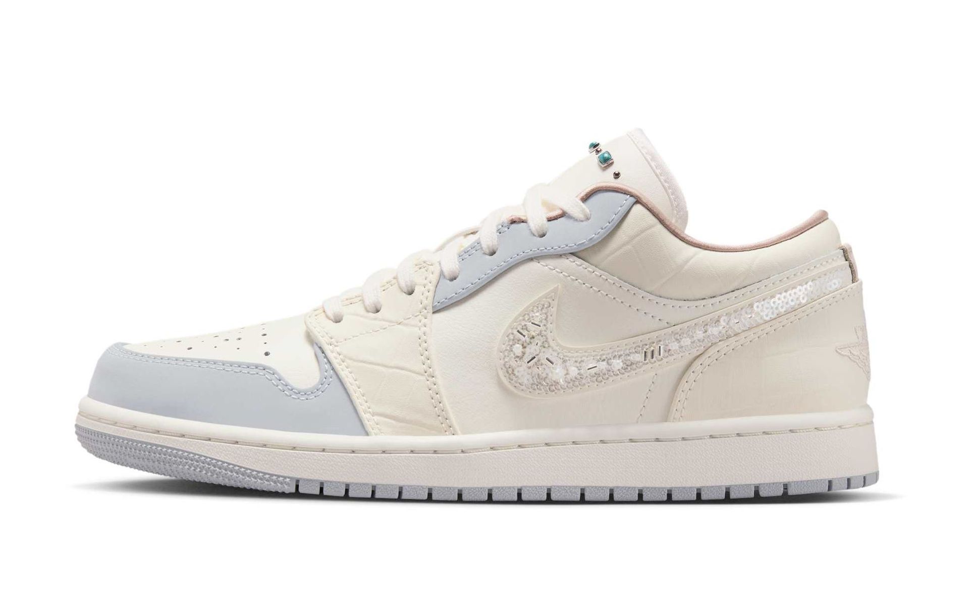 Air Jordan 1 Low "Soft Pearl"
