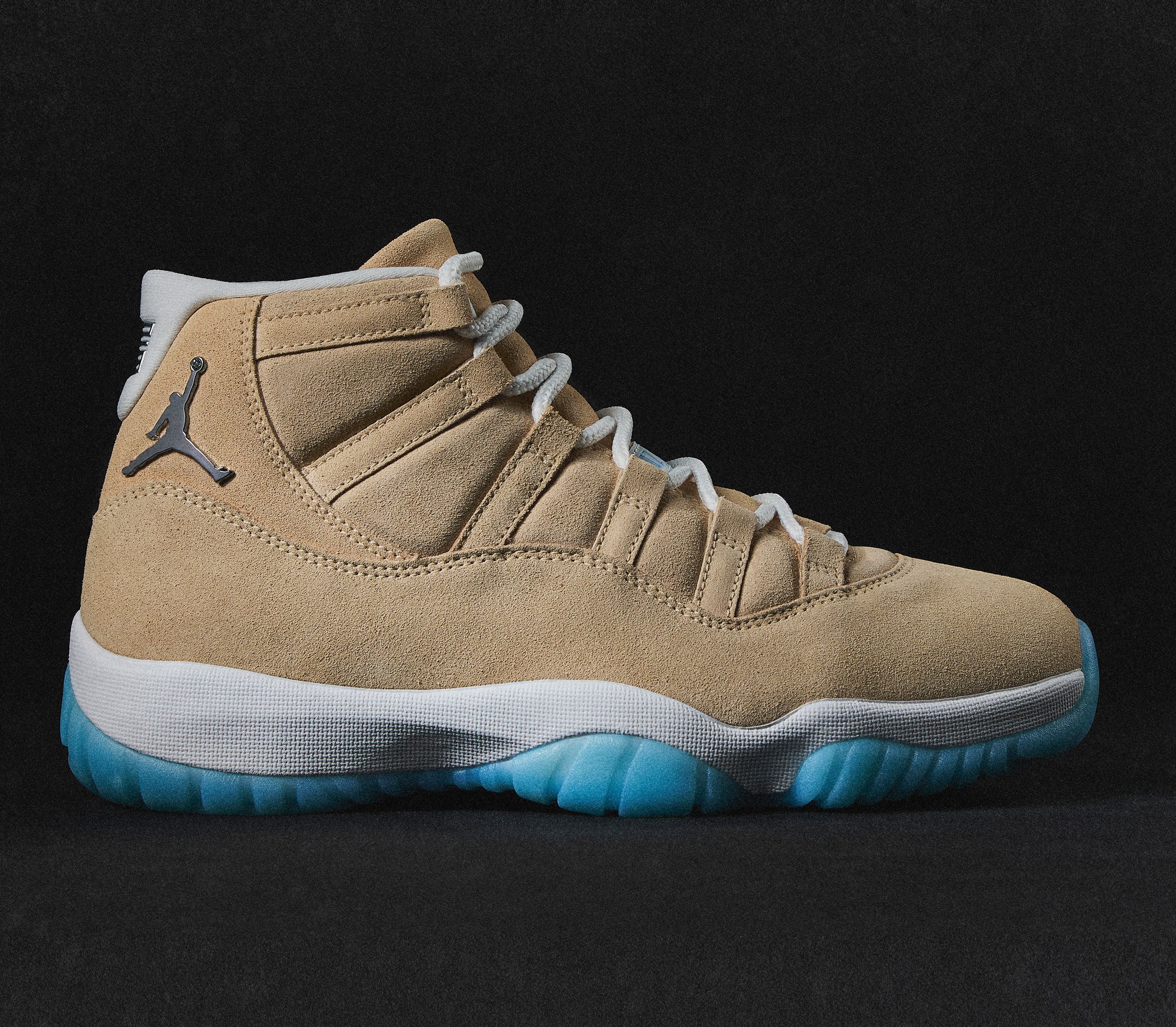 Air Jordan 11 "Football Blue"