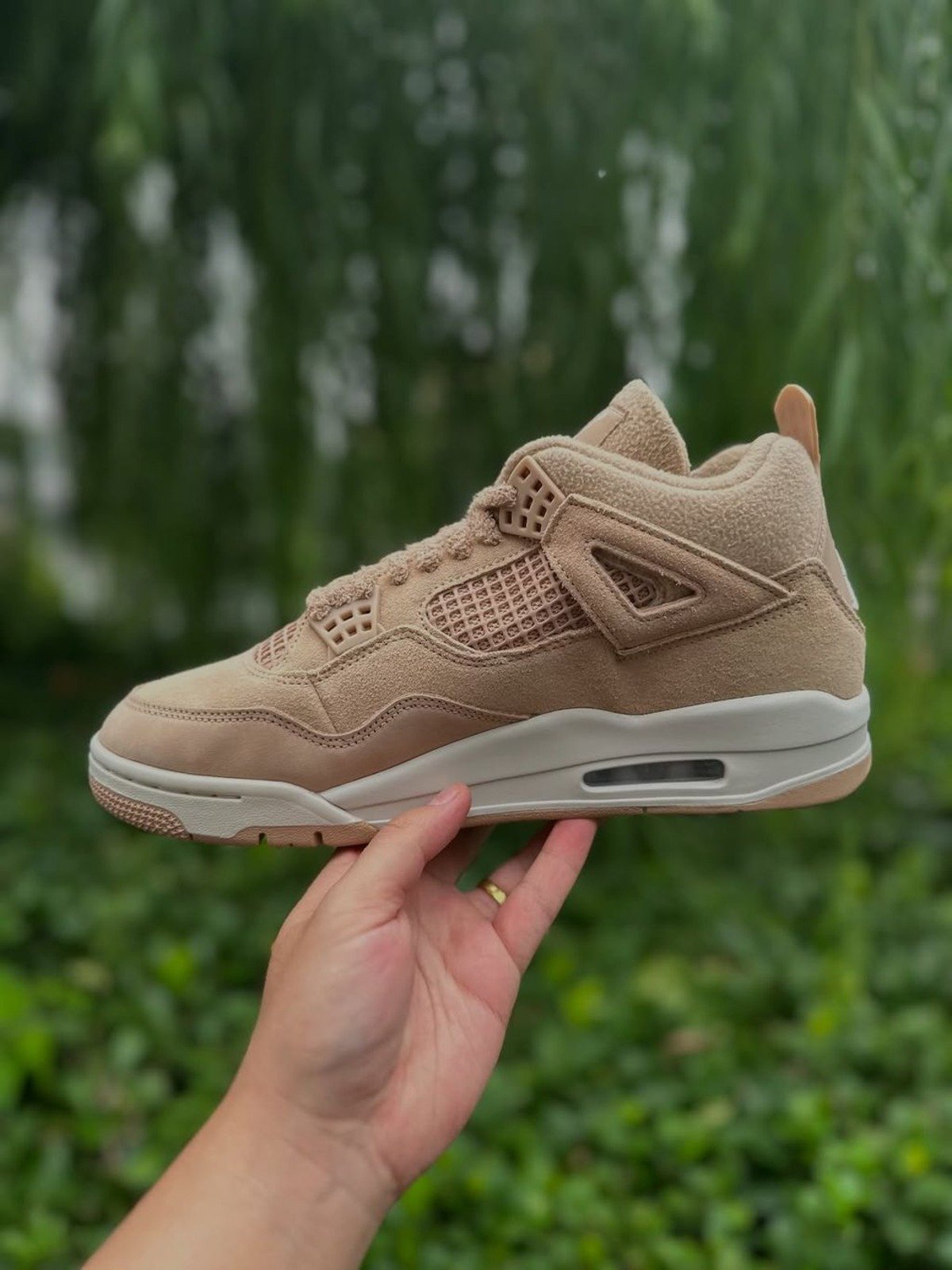 Air Jordan 4 "Cozy Girl"