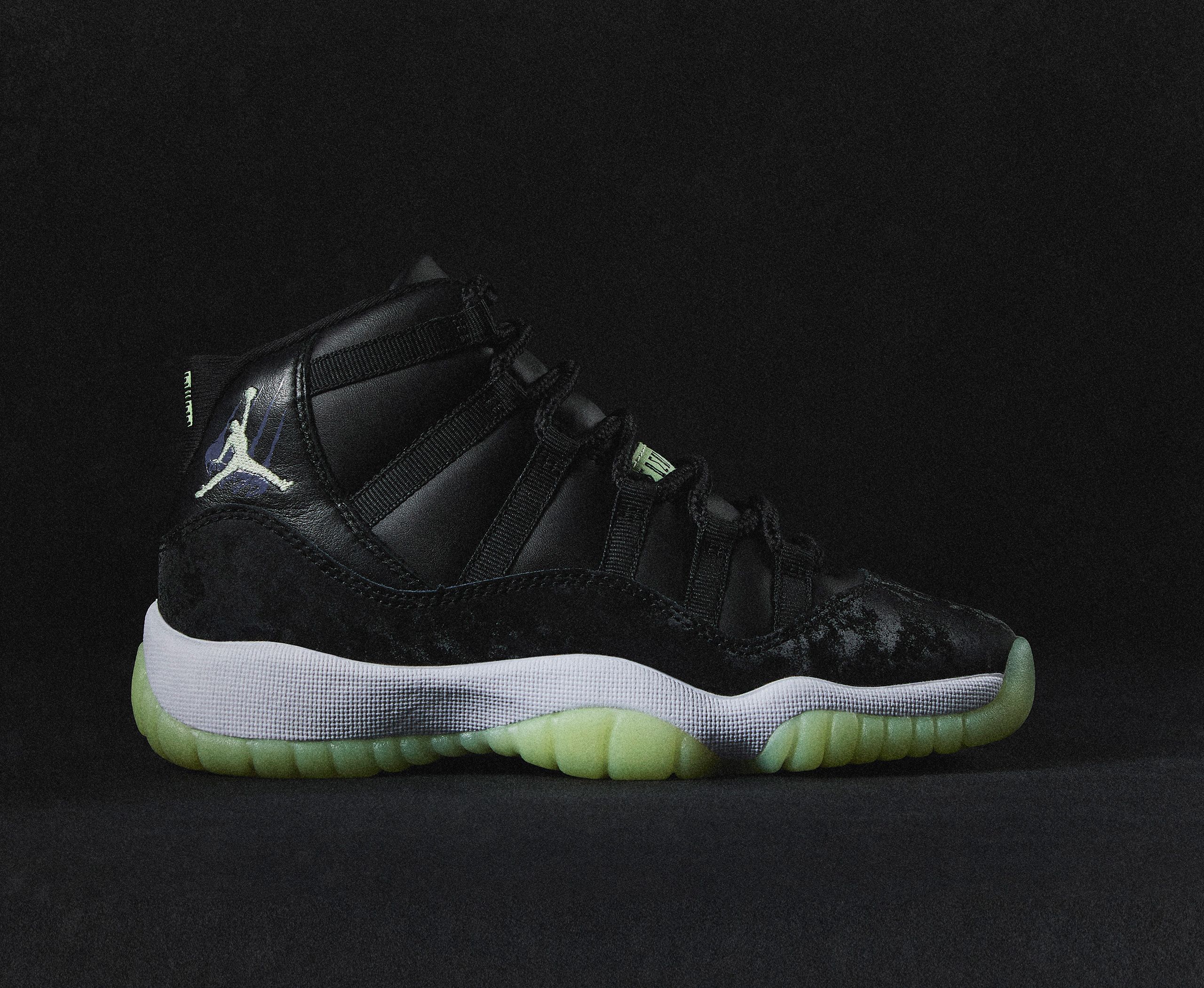 Air JOrdan 11 SNeaker School
