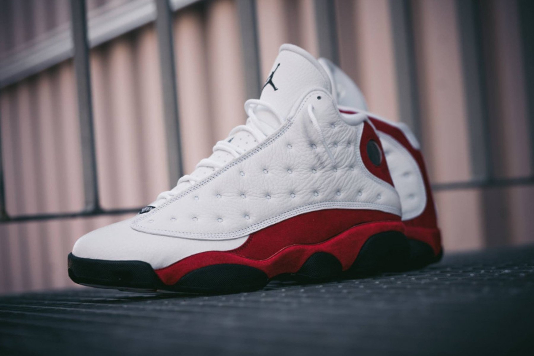 Air Jordan 13 "Chicago"
