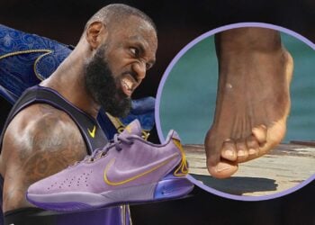 Nike-Sneakers-LeBron-James-Feet